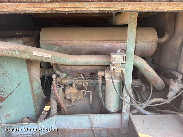 image for item DY3257 Air compressor
