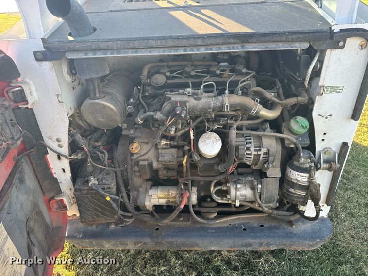 image for item DY3264 2016 Bobcat T740 tracked skid steer loader