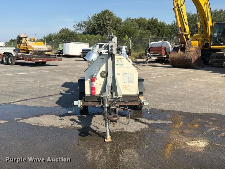 image for item DZ4689 2015 Terex RL4 light plant