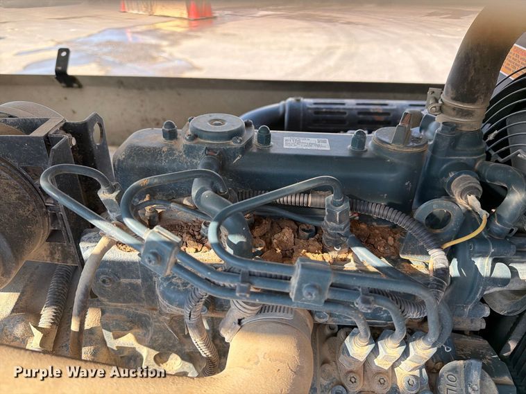 image for item DZ4689 2015 Terex RL4 light plant