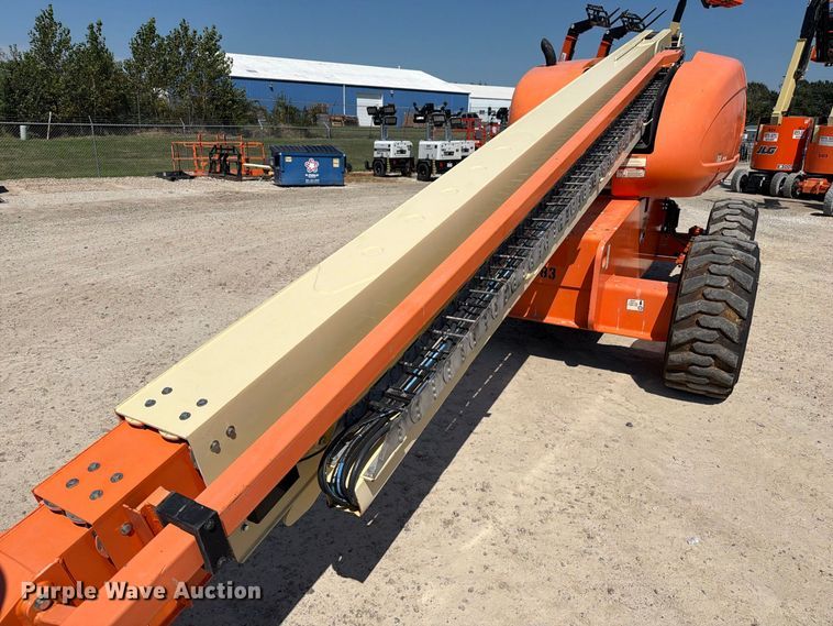 image for item DZ4700 2007 JLG 600S boom lift