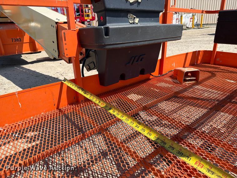 image for item DZ4700 2007 JLG 600S boom lift