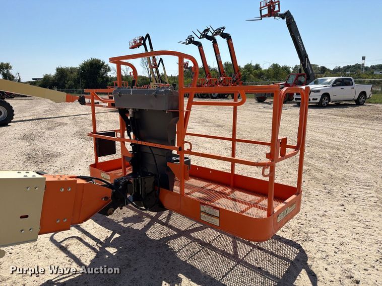 image for item DZ4700 2007 JLG 600S boom lift