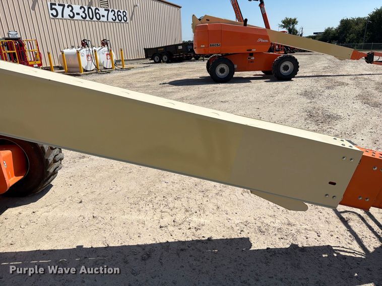 image for item DZ4700 2007 JLG 600S boom lift