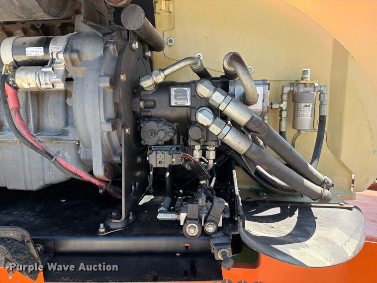 image for item DZ4700 2007 JLG 600S boom lift