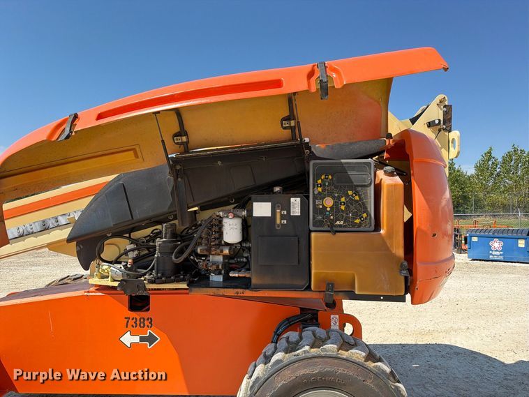 image for item DZ4700 2007 JLG 600S boom lift