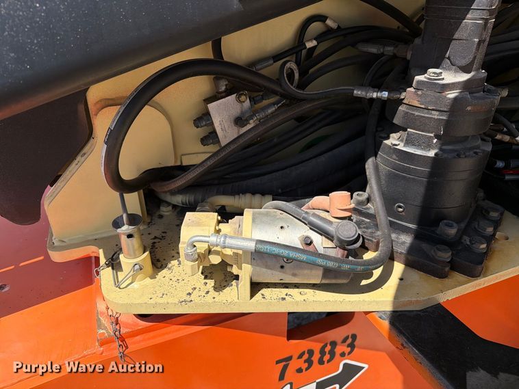 image for item DZ4700 2007 JLG 600S boom lift