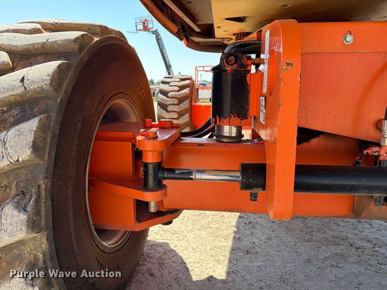 image for item DZ4700 2007 JLG 600S boom lift