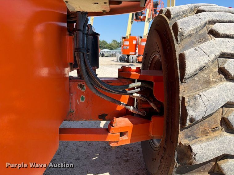 image for item DZ4700 2007 JLG 600S boom lift
