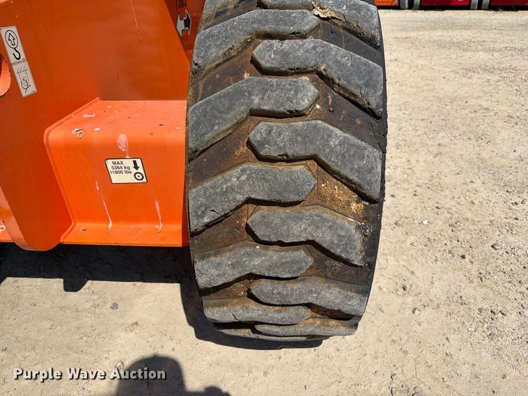 image for item DZ4700 2007 JLG 600S boom lift