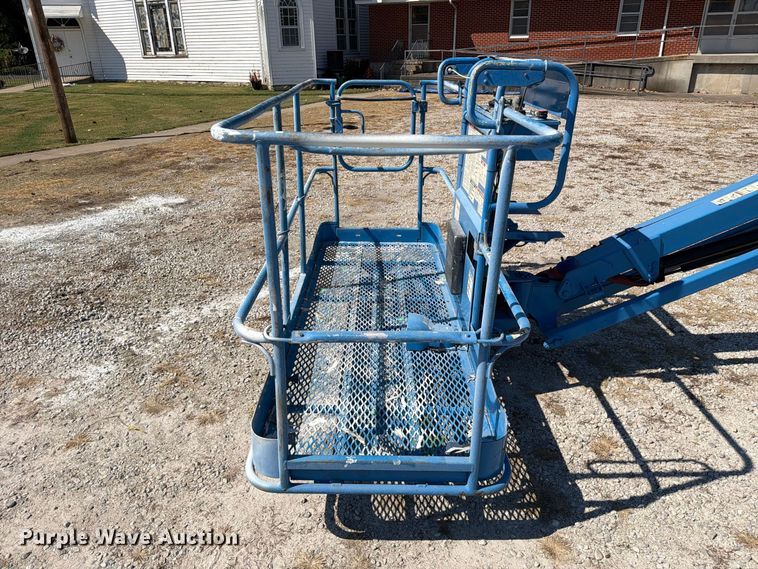 image for item DZ4701 2016 JLG S-45 boom lift