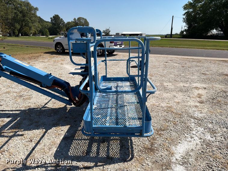 image for item DZ4701 2016 JLG S-45 boom lift