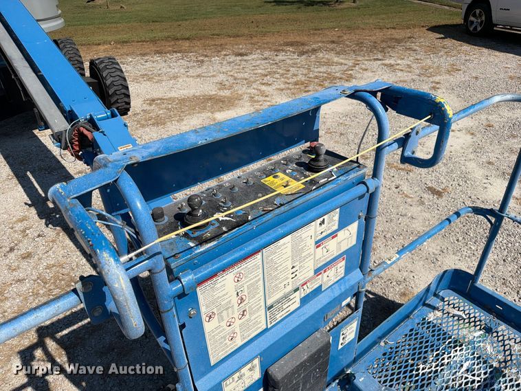 image for item DZ4701 2016 JLG S-45 boom lift