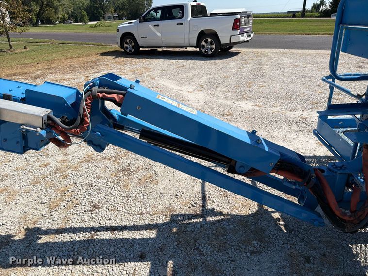 image for item DZ4701 2016 JLG S-45 boom lift