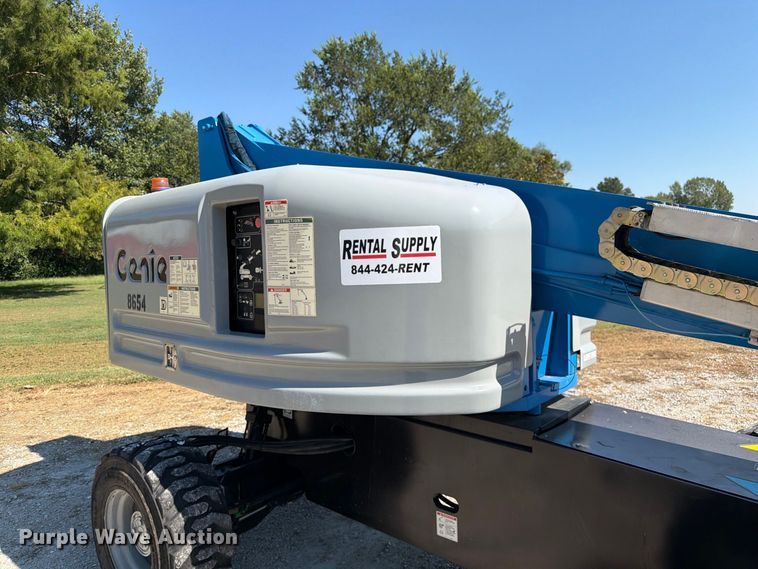 image for item DZ4701 2016 JLG S-45 boom lift