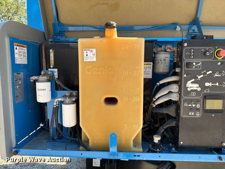 image for item DZ4701 2016 JLG S-45 boom lift