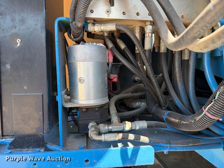 image for item DZ4701 2016 JLG S-45 boom lift