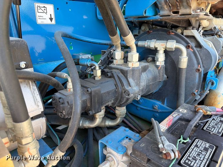 image for item DZ4701 2016 JLG S-45 boom lift