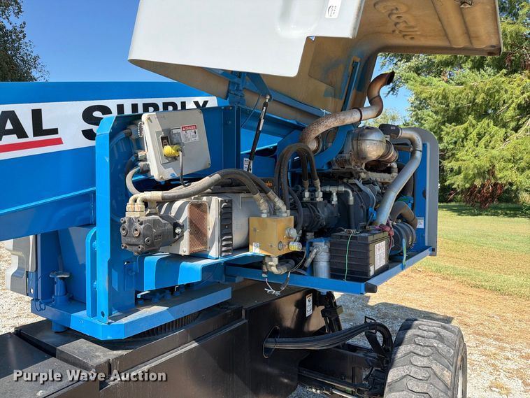 image for item DZ4701 2016 JLG S-45 boom lift