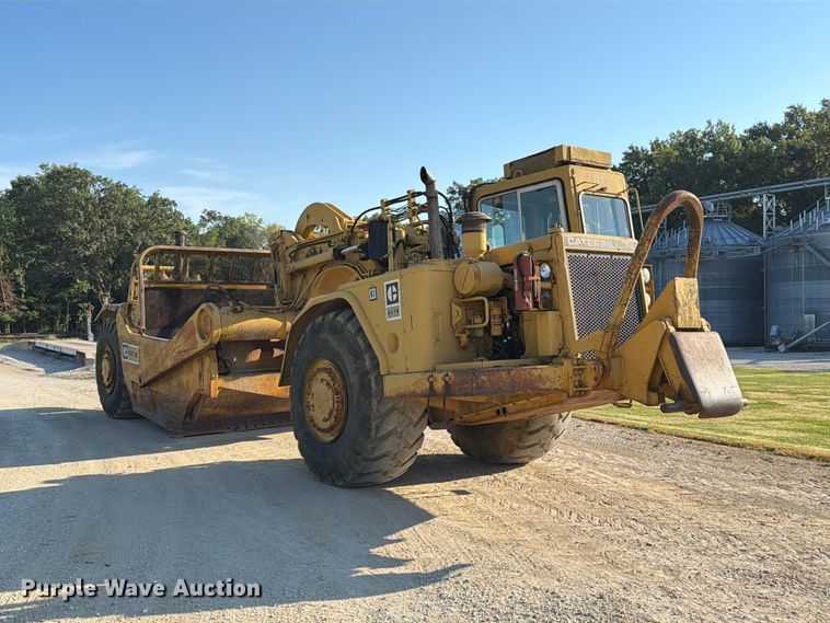 image for item DZ4702 1987 Caterpillar 627B conventional scraper 