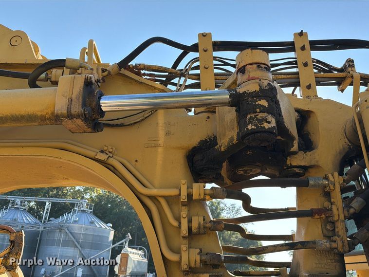 image for item DZ4702 1987 Caterpillar 627B conventional scraper 