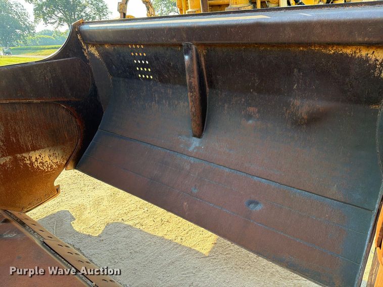 image for item DZ4702 1987 Caterpillar 627B conventional scraper 