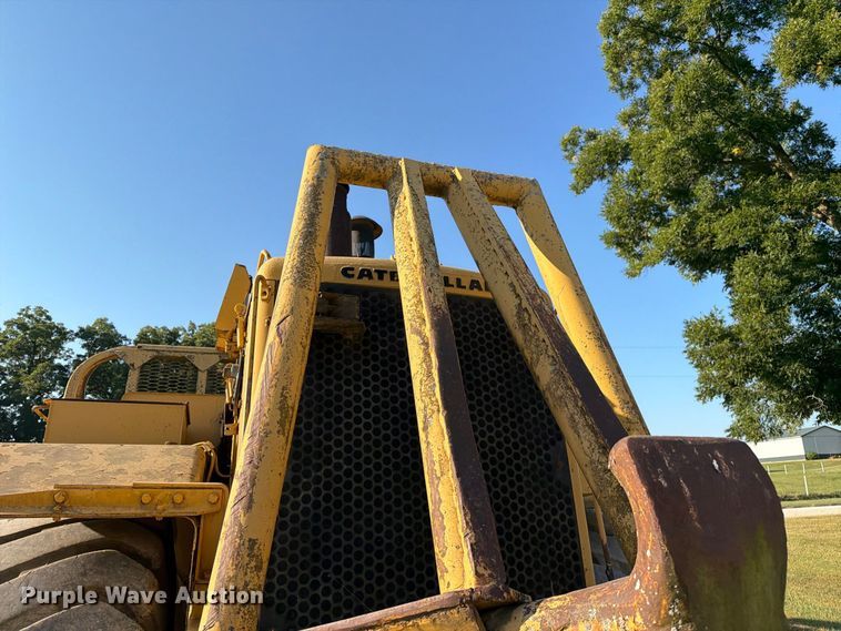 image for item DZ4702 1987 Caterpillar 627B conventional scraper 