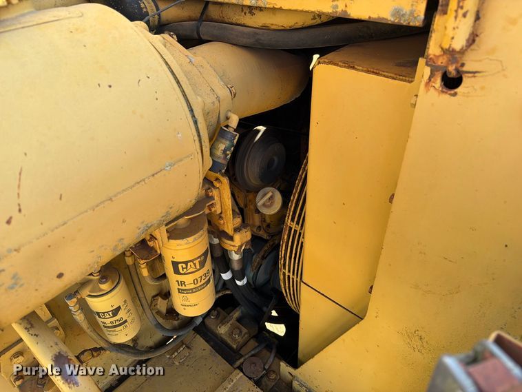 image for item DZ4702 1987 Caterpillar 627B conventional scraper 