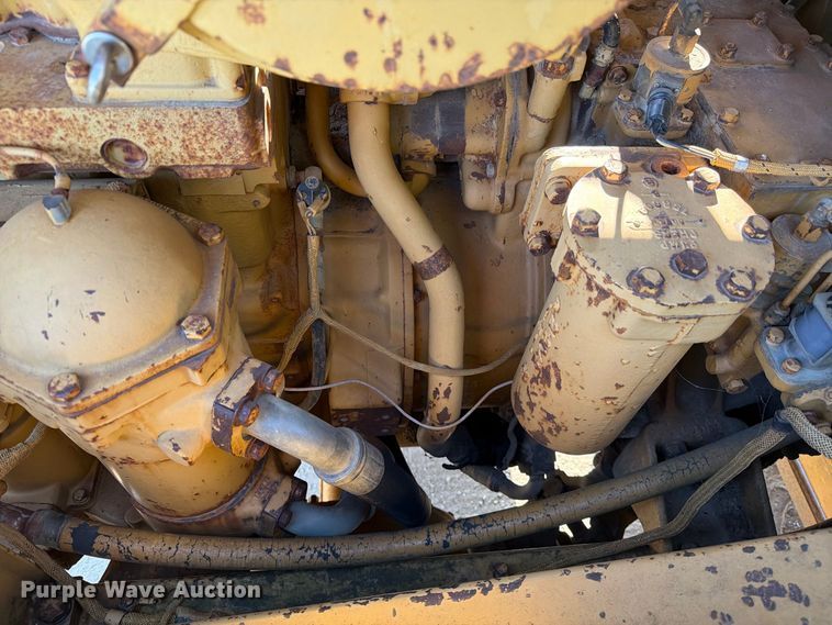 image for item DZ4702 1987 Caterpillar 627B conventional scraper 