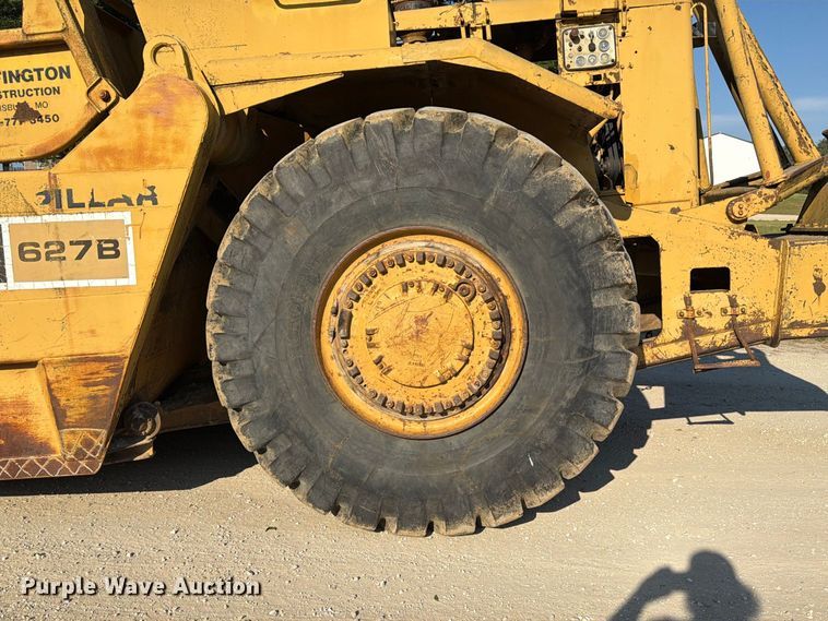 image for item DZ4702 1987 Caterpillar 627B conventional scraper 