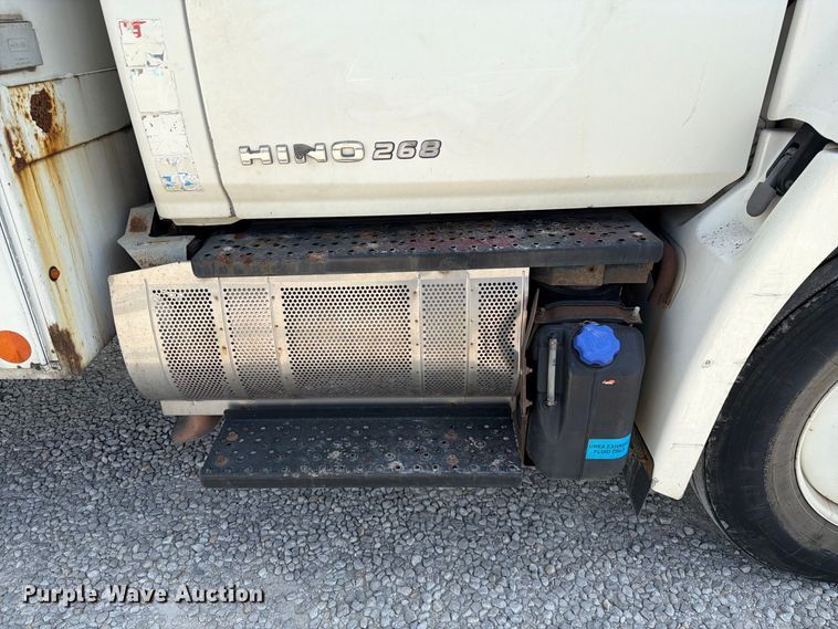 image for item DZ4713 2013 Hino 268 bucket truck