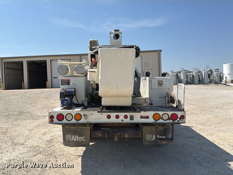 image for item DZ4754 2015 Ford F550 Super Duty XL bucket truck