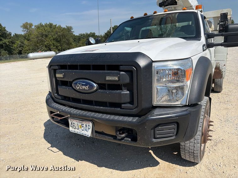 image for item DZ4754 2015 Ford F550 Super Duty XL bucket truck