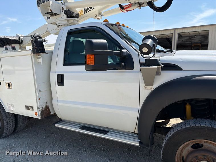 image for item DZ4754 2015 Ford F550 Super Duty XL bucket truck