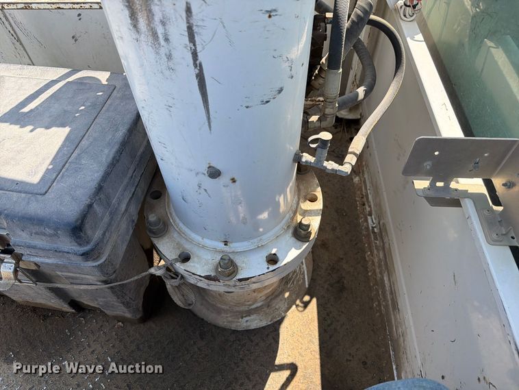 image for item DZ4754 2015 Ford F550 Super Duty XL bucket truck