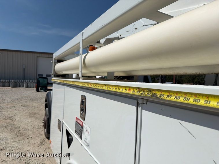 image for item DZ4754 2015 Ford F550 Super Duty XL bucket truck