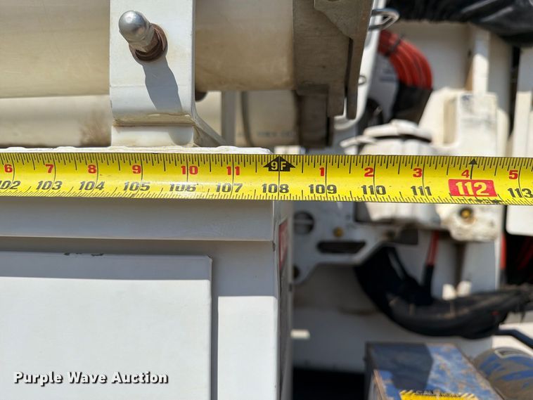 image for item DZ4754 2015 Ford F550 Super Duty XL bucket truck