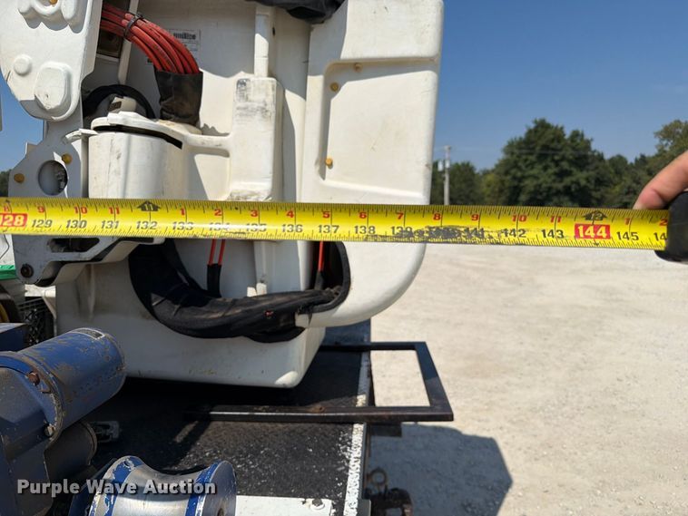 image for item DZ4754 2015 Ford F550 Super Duty XL bucket truck