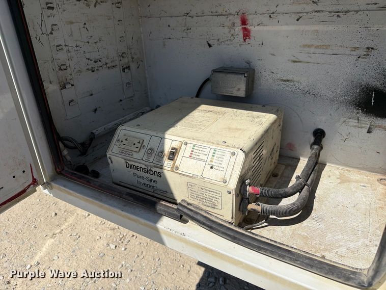 image for item DZ4754 2015 Ford F550 Super Duty XL bucket truck