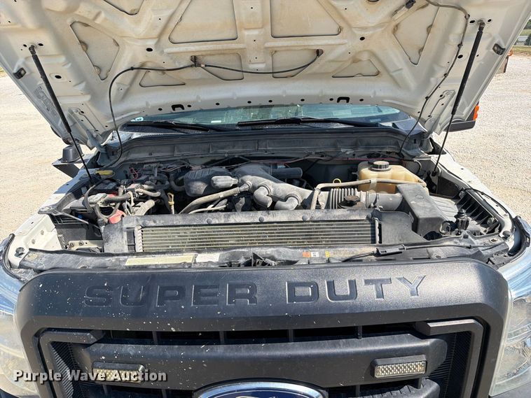 image for item DZ4754 2015 Ford F550 Super Duty XL bucket truck