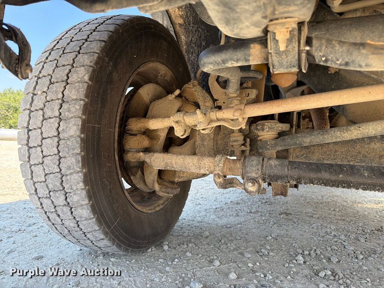 image for item DZ4754 2015 Ford F550 Super Duty XL bucket truck