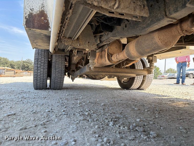 image for item DZ4754 2015 Ford F550 Super Duty XL bucket truck