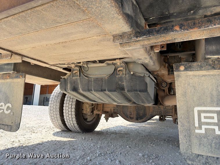 image for item DZ4754 2015 Ford F550 Super Duty XL bucket truck