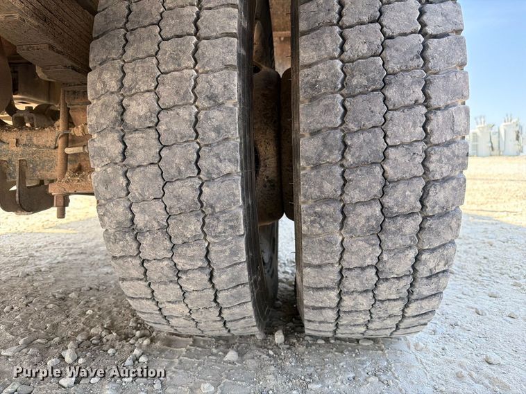 image for item DZ4754 2015 Ford F550 Super Duty XL bucket truck