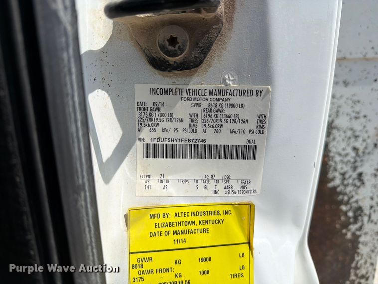 image for item DZ4754 2015 Ford F550 Super Duty XL bucket truck