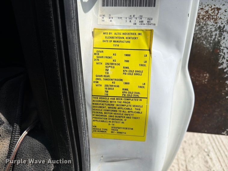 image for item DZ4754 2015 Ford F550 Super Duty XL bucket truck