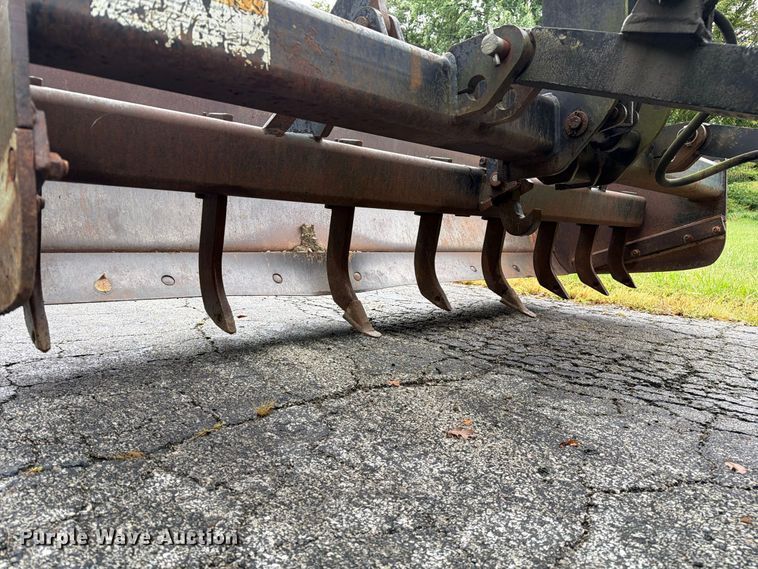 image for item DZ4782 2008 Caterpillar 414E IL landscape tractor