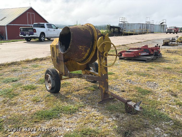 image for item DZ4789 Stow CM6 concrete mixer