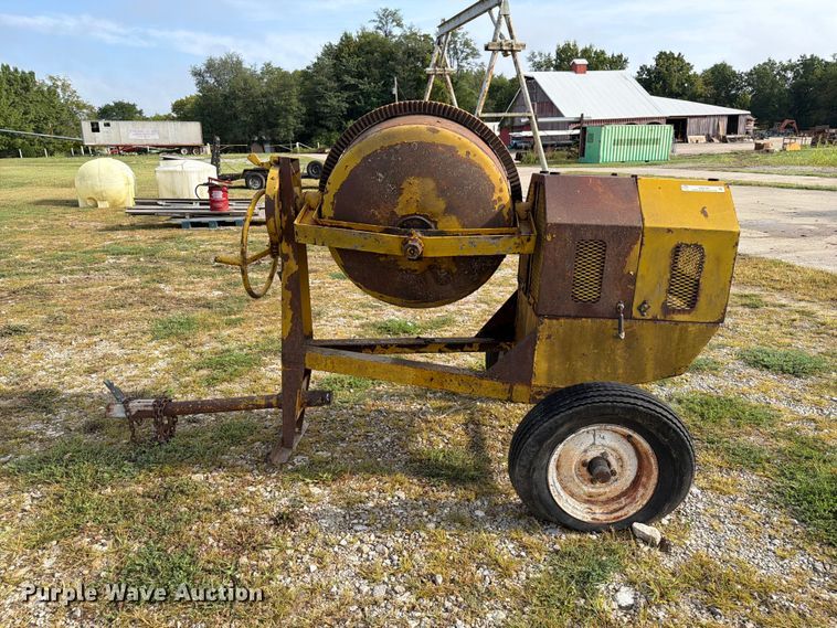 image for item DZ4789 Stow CM6 concrete mixer