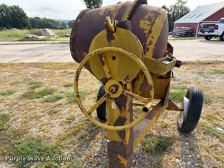 image for item DZ4789 Stow CM6 concrete mixer